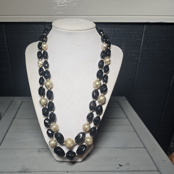 no brand Jewelry - Elegant Black and Gold Beaded Necklace